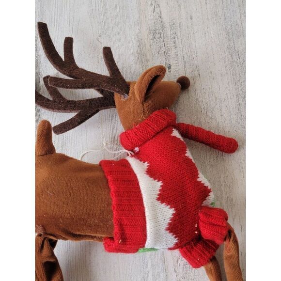 Plush hanging reindeer sweater home Xmas decor - Picture 7 of 7